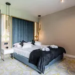 Lejlighedshotel Goralski Pool & 4*
