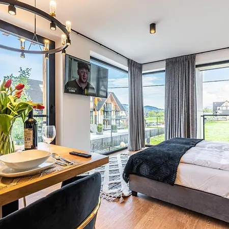 Goralski Pool & מלון דירות 4*