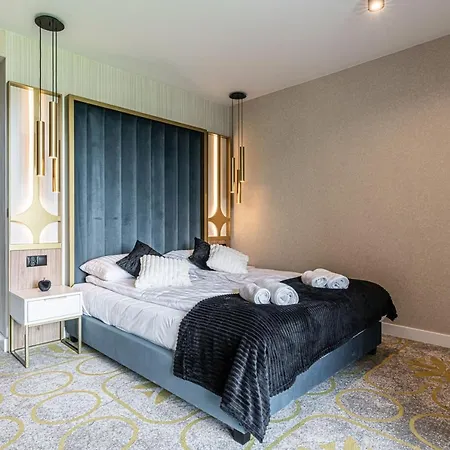 Aparthotel Goralski Pool & 4*