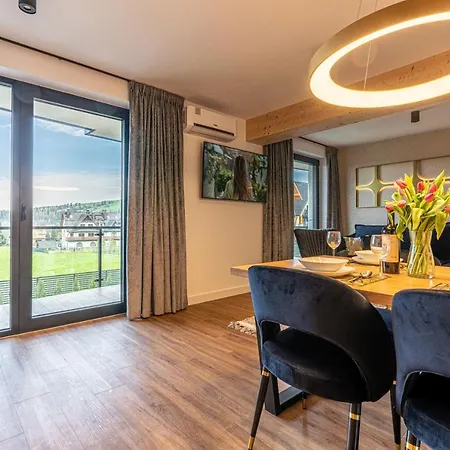 מלון דירות Goralski Pool & ביאלקה טטרנסקה