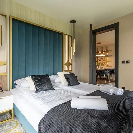 Aparthotel Goralski Pool & 4*