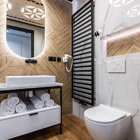 Goralski Pool & Aparthotel