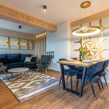 Goralski Pool & 4* Bialka Tatrzanska