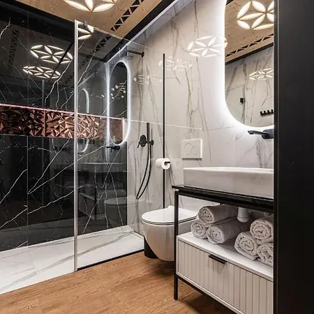 Goralski Pool & Aparthotel