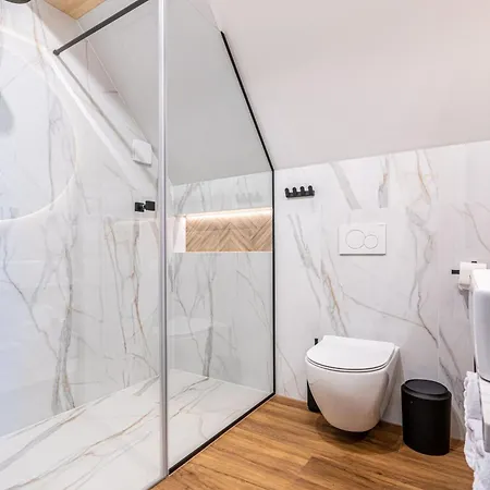 Goralski Pool & מלון דירות