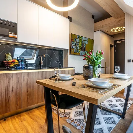 Aparthotel Goralski Pool &