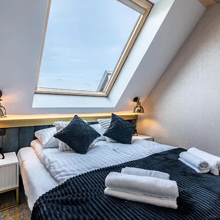 Goralski Pool & Aparthotel Białka