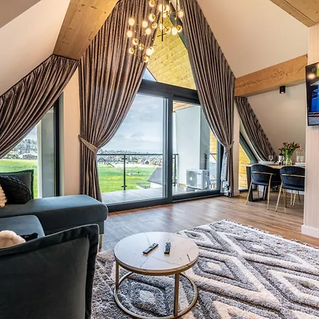 Goralski Pool & מלון דירות 4*