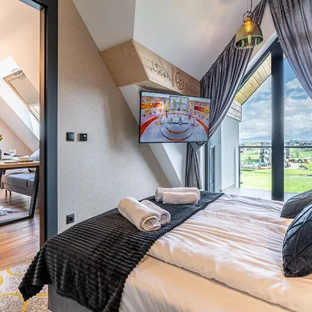 Goralski Pool & 4* Bialka Tatrzanska