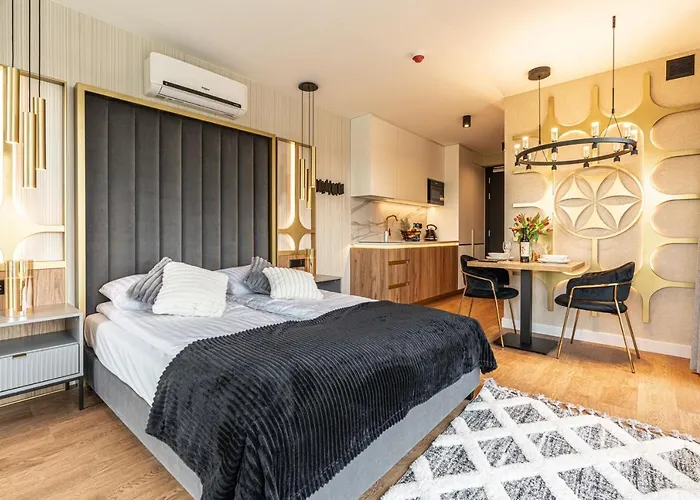 Aparthotel Goralski Pool & 4*