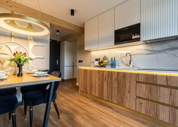 Goralski Pool & Aparthotel 4*