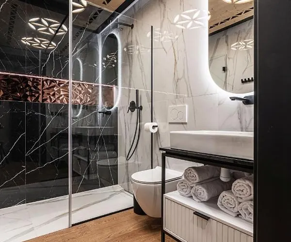 Goralski Pool & Aparthotel