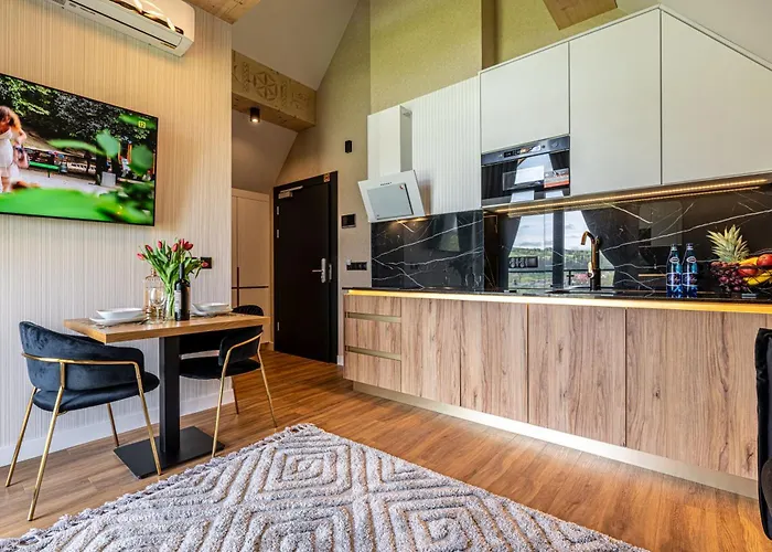 Goralski Pool & Aparthotel 4*