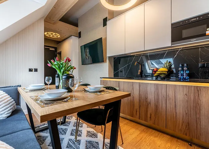 Goralski Pool & Białka