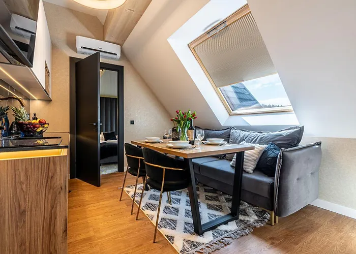 Goralski Pool & Aparthotel Białka