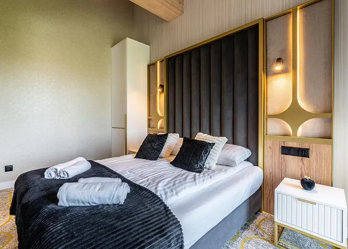 Goralski Pool & Aparthotel Białka